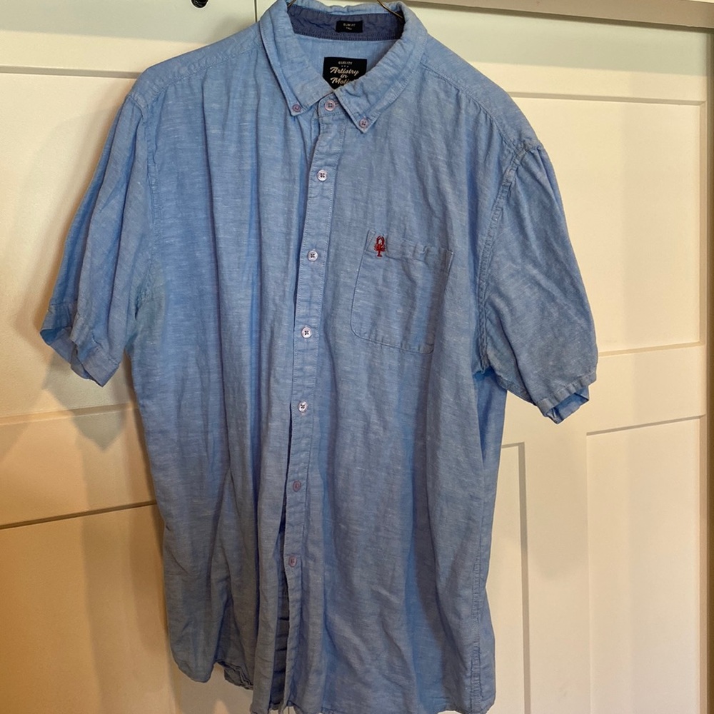 Artistry in Motion short sleeved shirt